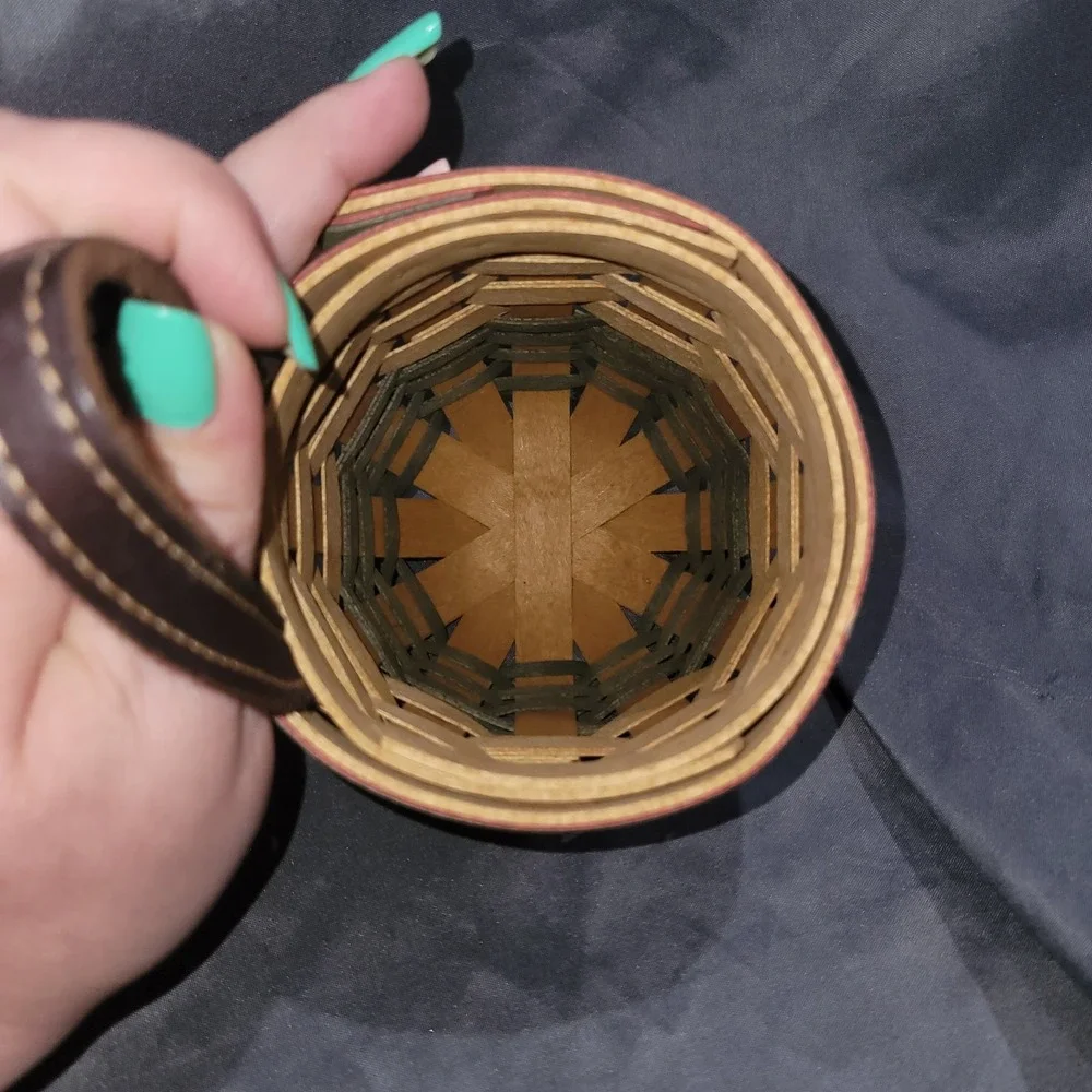 Longaberger 2002 Little Elf Basket Wall Hanging Leather Strap